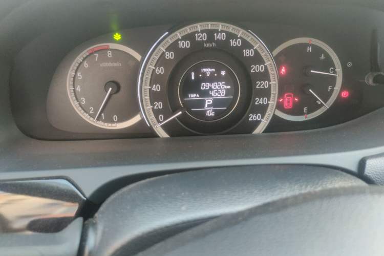 Used Honda Accord 2016 2.0L Comfort Edition Odometer Close Up