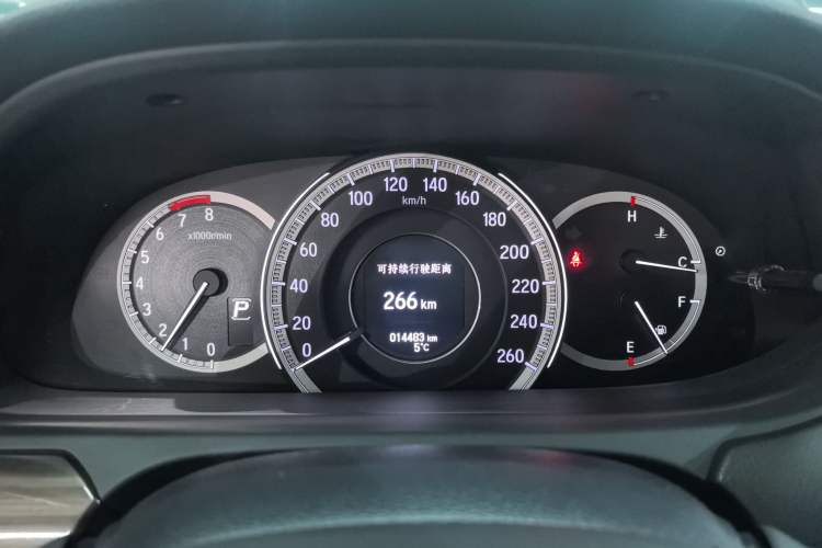 Used Honda Accord 2016 2.4L Prestige Edition Odometer Close Up