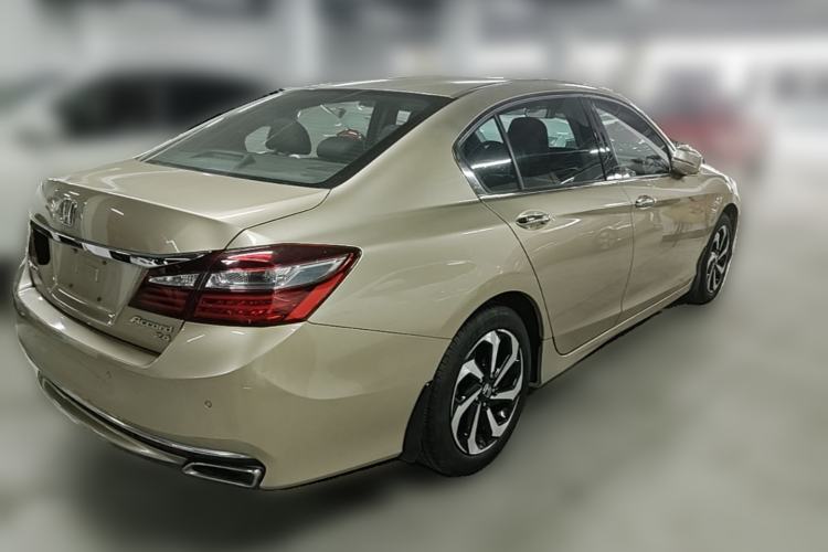 Used Honda Accord 2016 2.4L Zhi Rui Edition Rear Right 45 Deg
