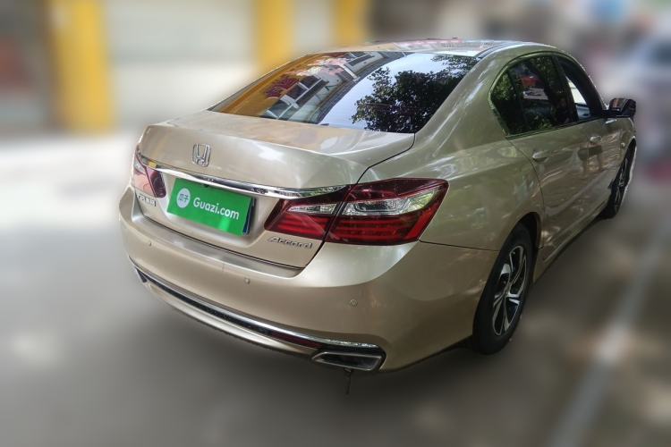 Used Honda Accord 2016 2.0L Comfort Edition Rear Right 45 Deg