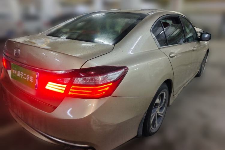 Used Honda Accord 2016 2.0L Comfort Edition Rear Right 45 Deg