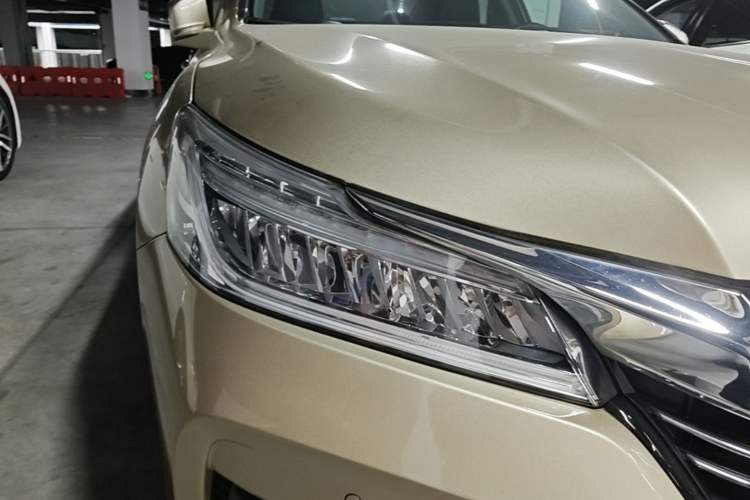 Used Honda Accord 2016 2.4L Zhi Rui Edition Right Front Headlight