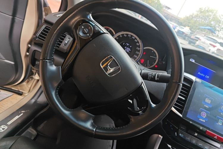 Used Honda Accord 2016 2.0L Elite Edition Steering Wheel