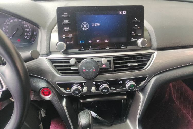 Used Honda Accord 2018 260TURBO Luxury Edition China V Emission Standard Audio And AC Panel