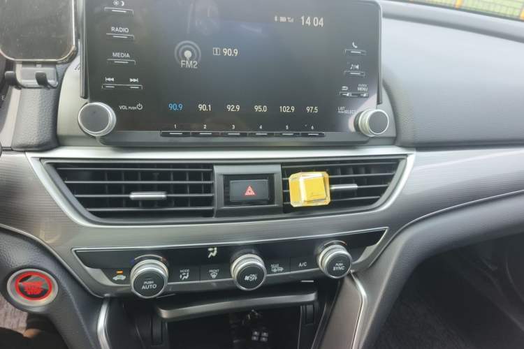 Used Honda Accord 2018 260TURBO Elite Edition China VI Audio And AC Panel