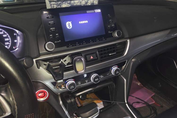 Used Honda Accord 2018 260TURBO Elite Edition China VI Audio And AC Panel