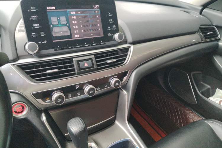 Used Honda Accord 2018 260TURBO Elite Edition China V Audio And AC Panel