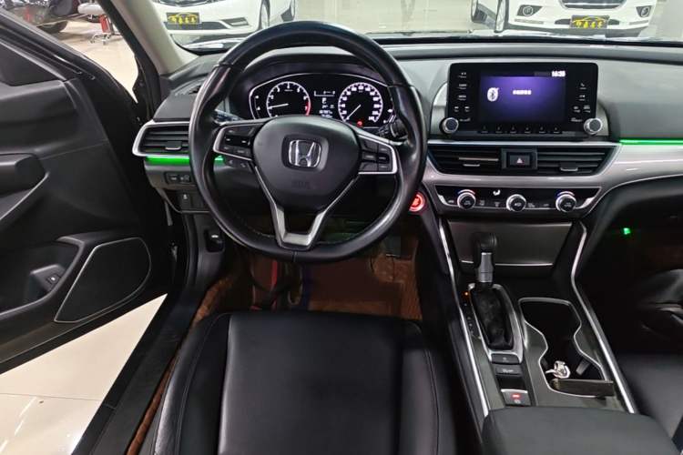 Used Honda Accord 2018 260TURBO Elite Edition China VI Audio And AC Panel