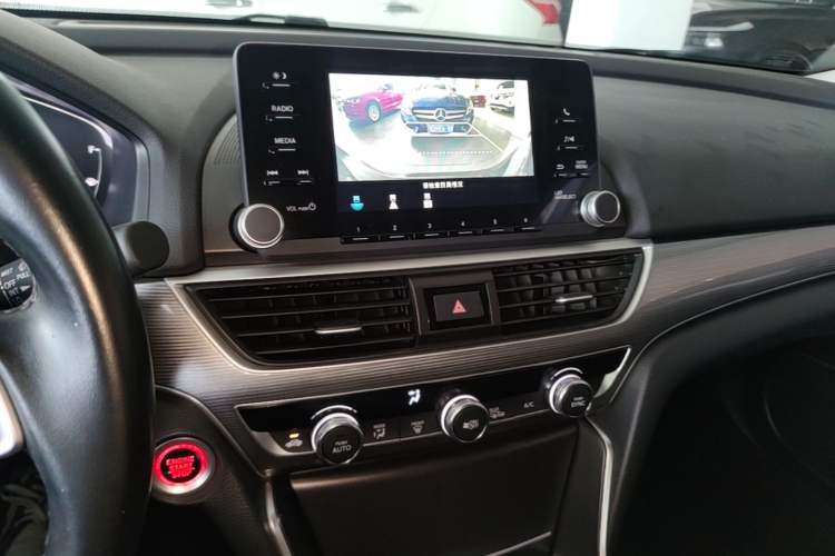 Used Honda Accord 2018 260TURBO Elite Edition China VI Audio And AC Panel