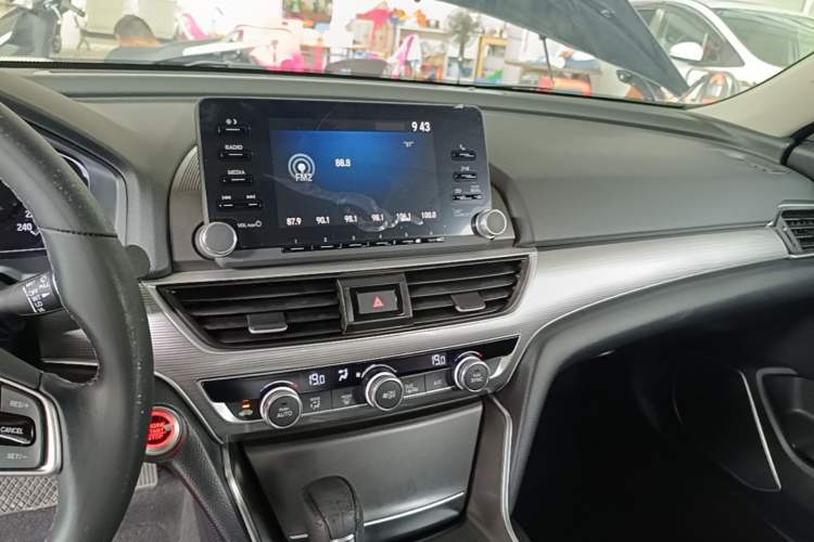 Used Honda Accord 2018 260TURBO Elite Edition China V Audio And AC Panel