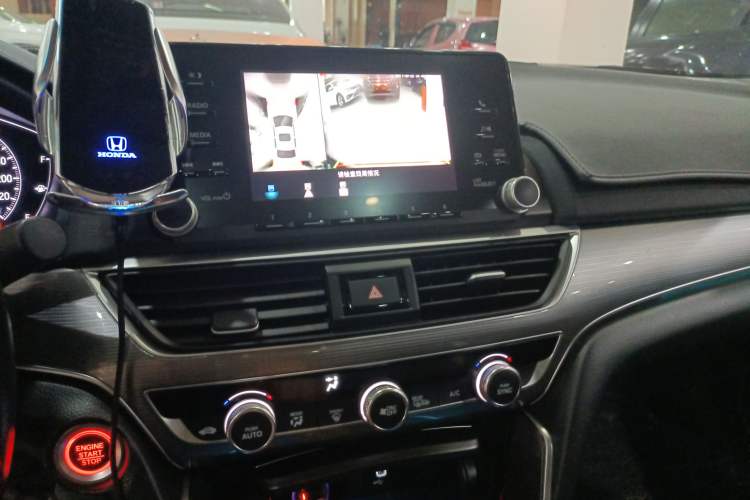 Used Honda Accord 2018 260TURBO Elite Edition China VI Audio And AC Panel