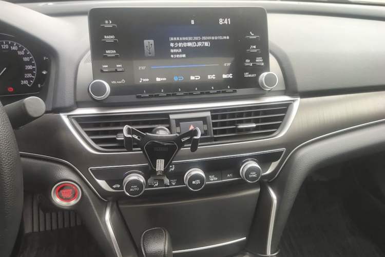 Used Honda Accord 2018 230TURBO Comfort Version National V Audio And AC Panel