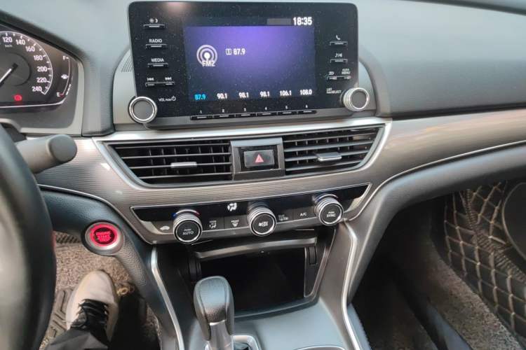 Used Honda Accord 2018 260TURBO Elite Edition China VI Audio And AC Panel