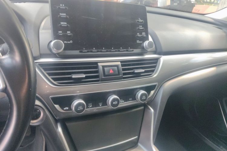 Used Honda Accord 2018 Rui Hybrid 2.0L Rui Ling Edition China VI Audio And AC Panel