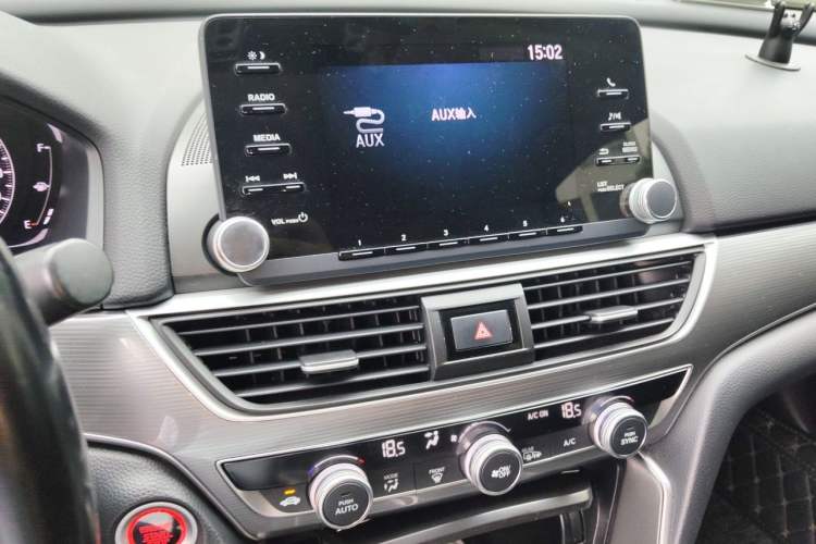 Used Honda Accord 2018 260TURBO Elite Edition China VI Audio And AC Panel