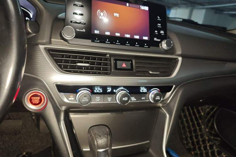Used Honda Accord 2018 260TURBO Elite Edition China VI Audio And AC Panel