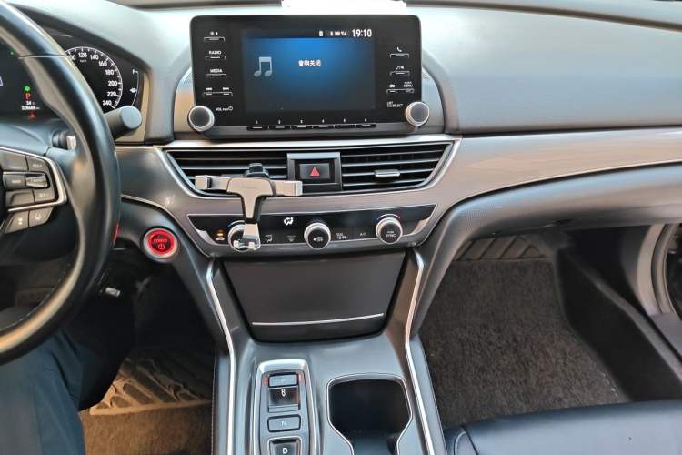 Used Honda Accord 2018 Rui Hybrid 2.0L Rui Ling Edition China VI Audio And AC Panel