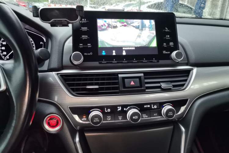 Used Honda Accord 2018 260TURBO Elite Edition China VI Audio And AC Panel