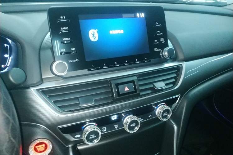 Used Honda Accord 2018 260TURBO Luxury Edition China VI Audio And AC Panel