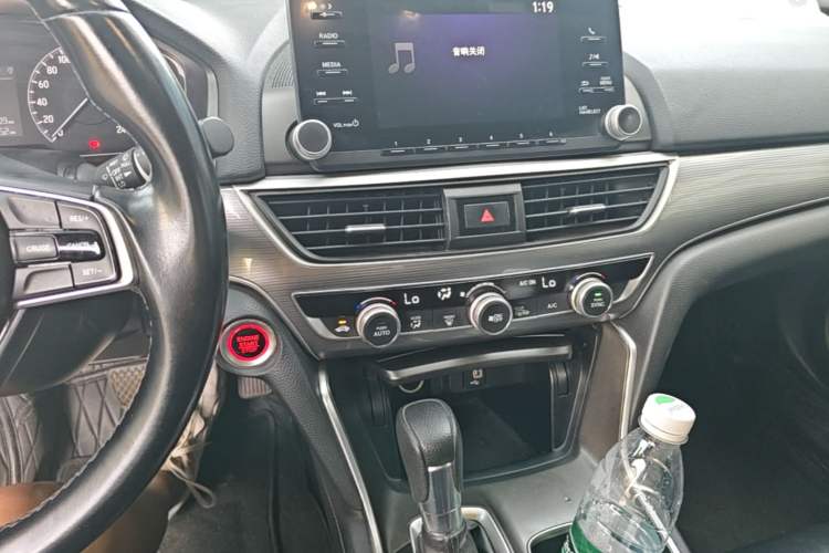 Used Honda Accord 2018 260TURBO Elite Edition China VI Audio And AC Panel