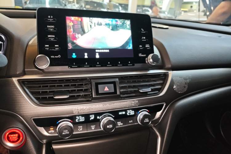 Used Honda Accord 2018 260TURBO Elite Edition China VI Audio And AC Panel