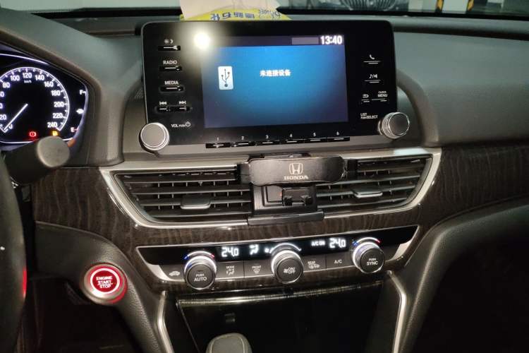 Used Honda Accord 2018 260TURBO Elite Edition China VI Audio And AC Panel