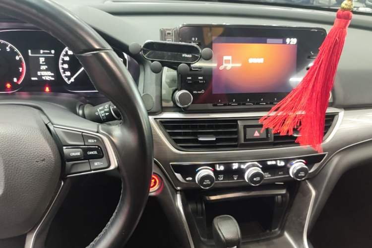 Used Honda Accord 2018 260TURBO Elite Edition China VI Audio And AC Panel