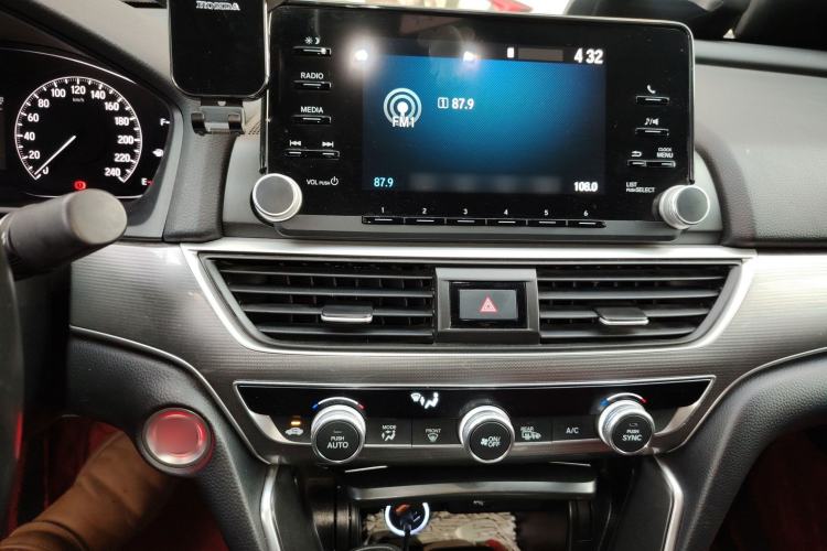 Used Honda Accord 2018 260TURBO Elite Edition China VI Audio And AC Panel