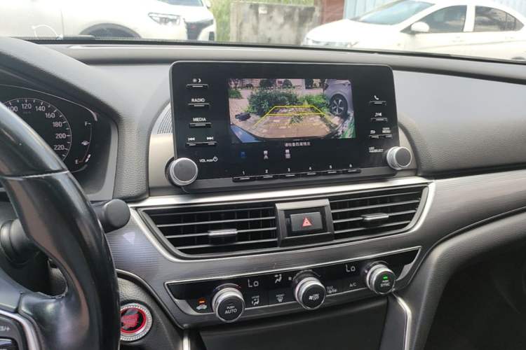 Used Honda Accord 2018 260TURBO Elite Edition China VI Audio And AC Panel
