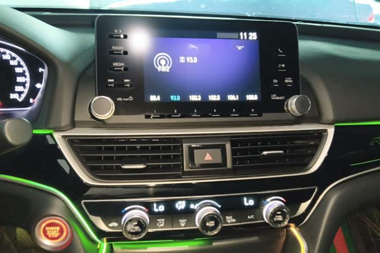 Used Honda Accord 2018 260TURBO Elite Edition China VI Audio And AC Panel