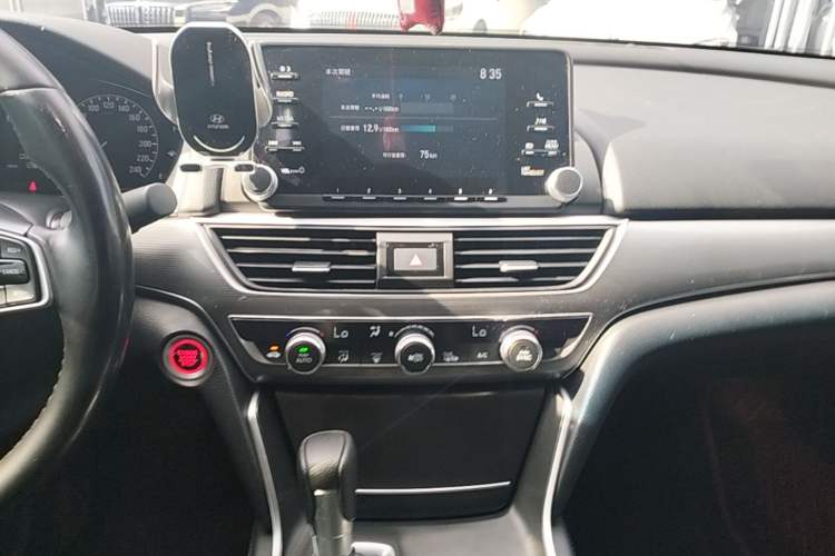 Used Honda Accord 2018 260TURBO Elite Edition China VI Audio And AC Panel