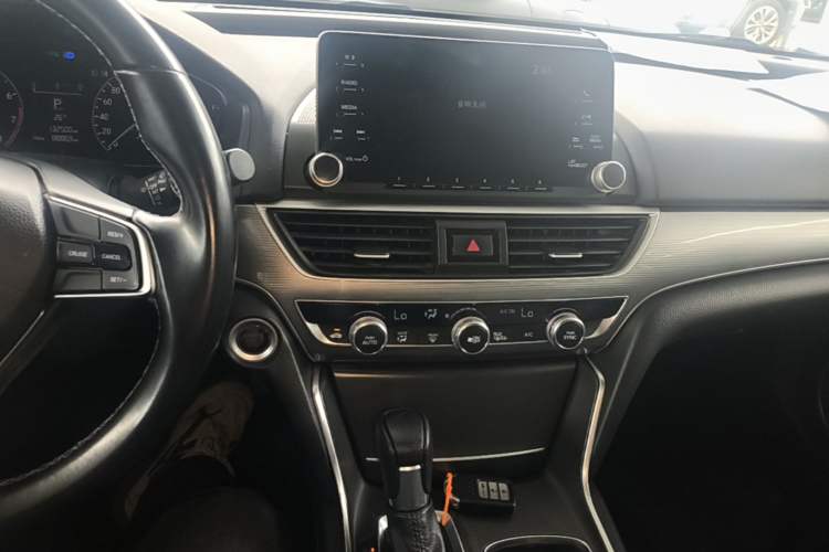 Used Honda Accord 2018 260TURBO Elite Edition China VI Audio And AC Panel