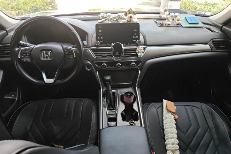 Used Honda Accord 2018 260TURBO Elite Edition China VI Center Console