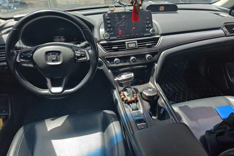 Used Honda Accord 2018 260TURBO Elite Edition China VI Center Console