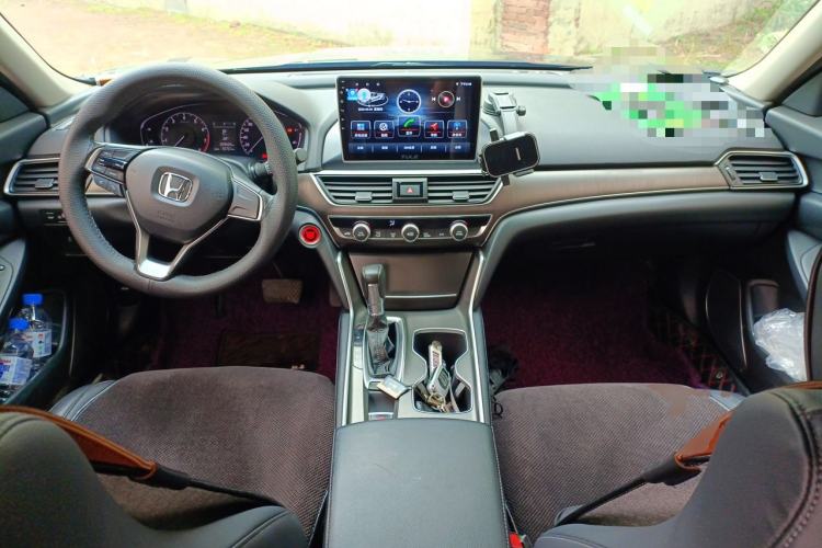 Used Honda Accord 2018 230TURBO Comfort Version National V Center Console