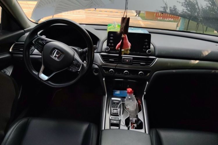 Used Honda Accord 2018 Rui Hybrid 2.0L Rui Ling Edition China VI Center Console
