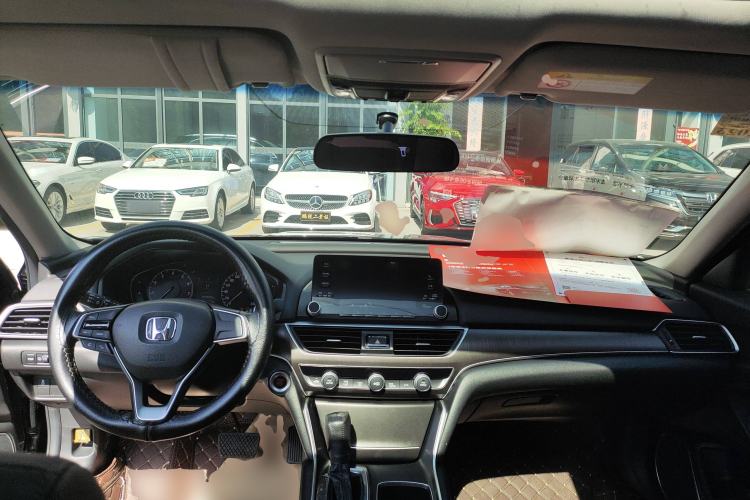 Used Honda Accord 2018 230TURBO Comfort Edition China VI Emission Standard Center Console