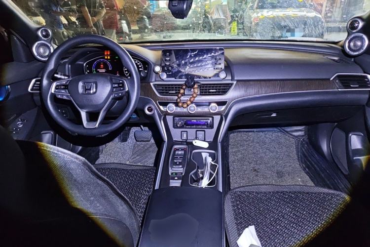Used Honda Accord 2018 Rui·Hybrid 2.0L Rui Ku Edition China VI Center Console