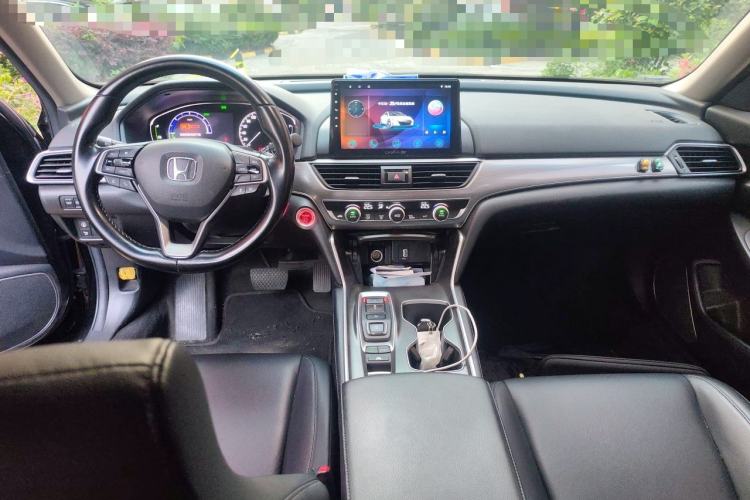 Used Honda Accord 2018 Rui Hybrid 2.0L Rui Ling Edition China VI Center Console
