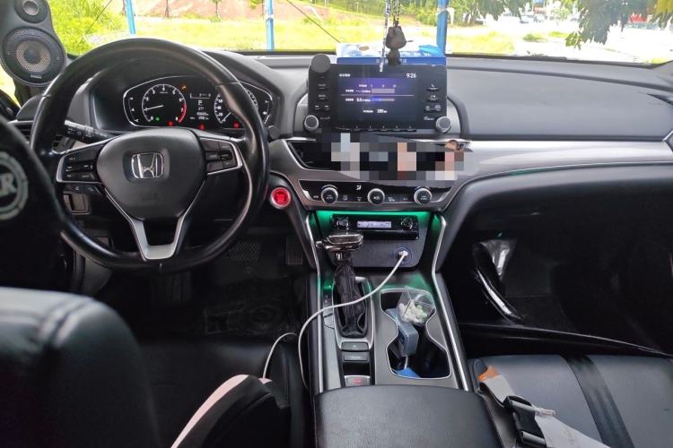 Used Honda Accord 2018 260TURBO Elite Edition China VI Center Console