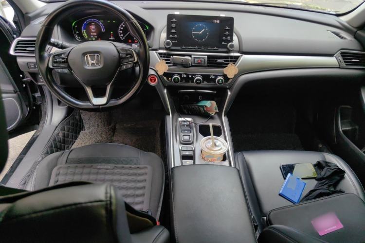 Used Honda Accord 2018 Rui Hybrid 2.0L Rui Ling Edition China VI Center Console