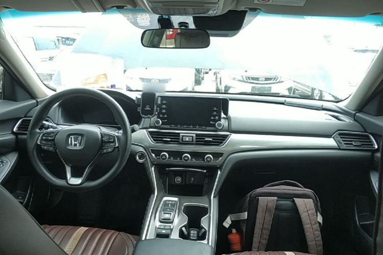 Used Honda Accord 2018 Rui·Hybrid 2.0L Rui Ku Edition China VI Center Console