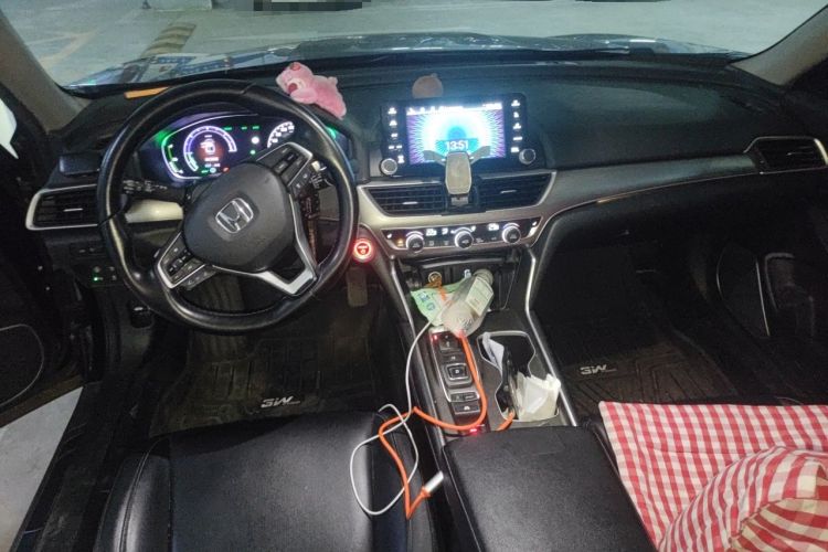 Used Honda Accord 2018 Rui·Hybrid 2.0L Rui Zhi Edition China VI Center Console