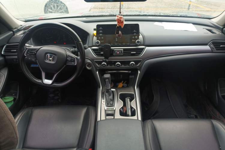 Used Honda Accord 2018 260TURBO Elite Edition China VI Center Console