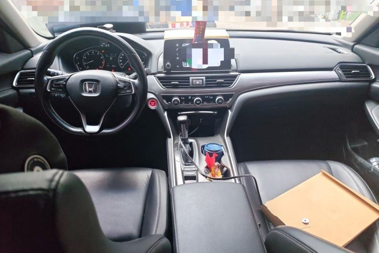 Used Honda Accord 2018 260TURBO Elite Edition China VI Center Console
