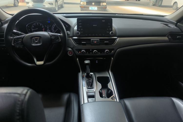 Used Honda Accord 2018 260TURBO Elite Edition China V Center Console