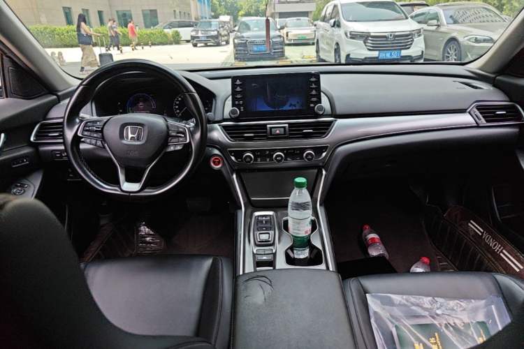 Used Honda Accord 2018 Rui·Hybrid 2.0L Rui Zhi Edition China VI Center Console
