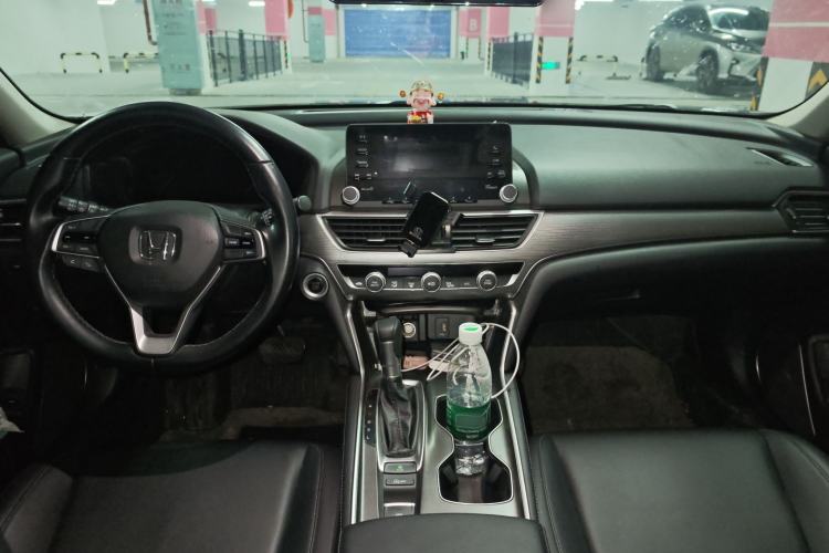 Used Honda Accord 2018 260TURBO Elite Edition China V Center Console