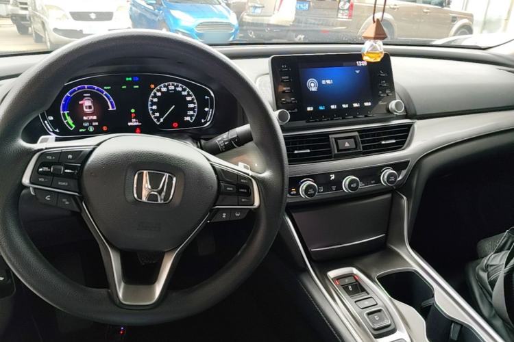 Used Honda Accord 2018 Rui·Hybrid 2.0L Rui Ku Edition China VI Center Console