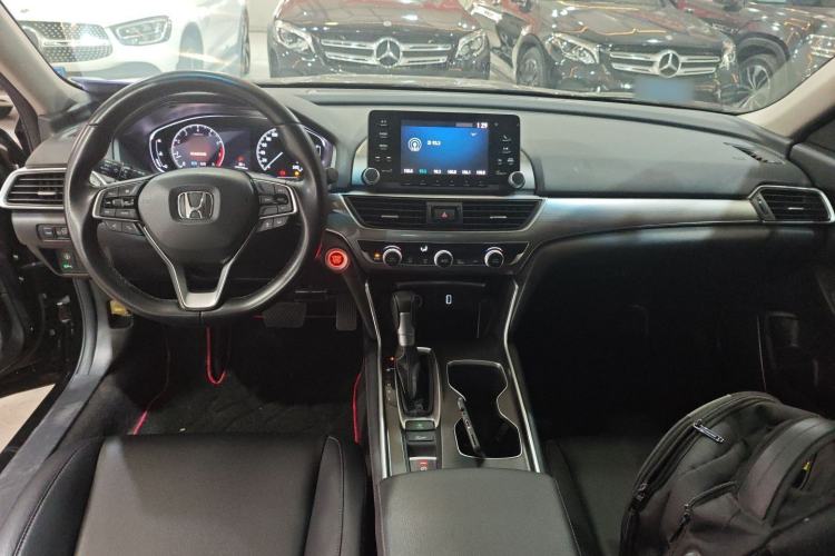 Used Honda Accord 2018 260TURBO Luxury Edition China VI Center Console